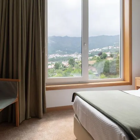 ホテル Da Fabrica マンテイガス