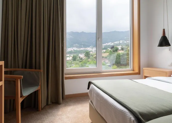 ホテル Da Fabrica マンテイガス