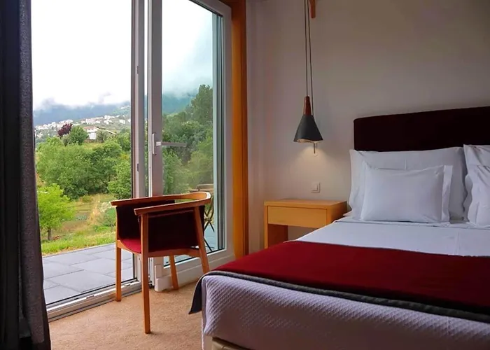 ホテル Da Fabrica マンテイガス