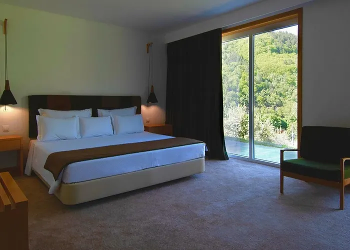 ホテル Da Fabrica マンテイガス